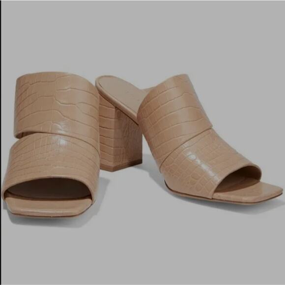 Vince "Nelda" Cutout Croc-Effect Leather Mules in Beige Size 10M - Picture 1 of 8